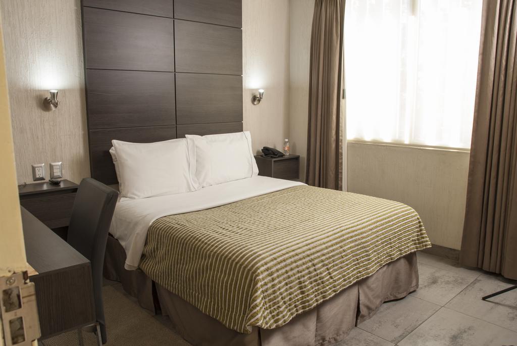 Hotel Expo Abastos Гвадалахара Экстерьер фото