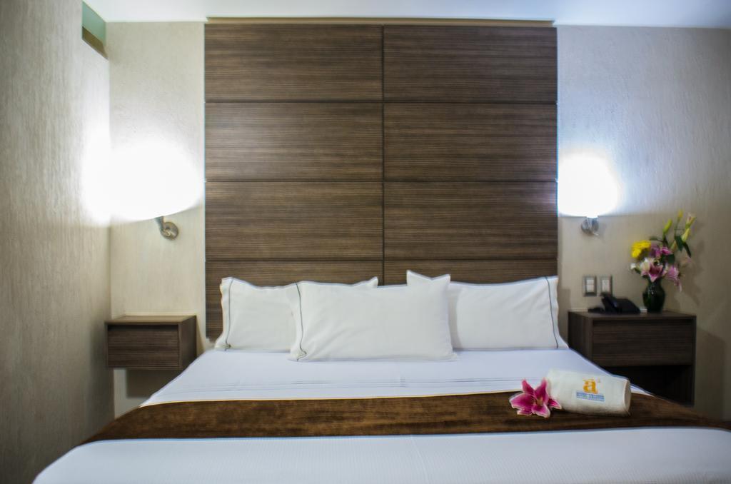 Hotel Expo Abastos Гвадалахара Экстерьер фото