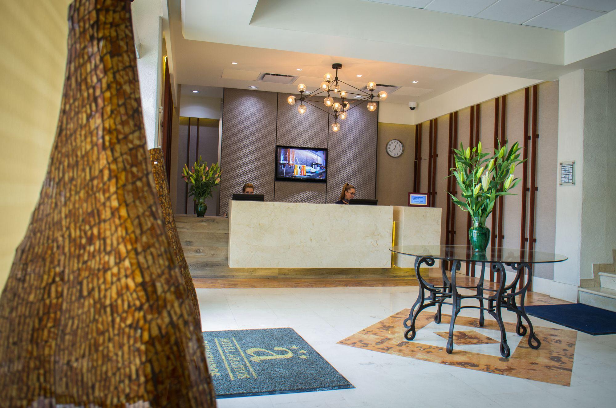 Hotel Expo Abastos Гвадалахара Экстерьер фото